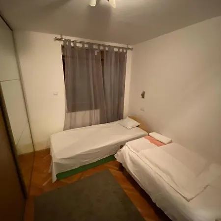 Apartman Martom Lägenhet *