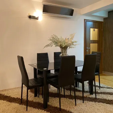 Lägenhet Apartman Martom *